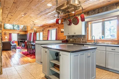 105 Lakewood Drive Aberdeen NC 28315