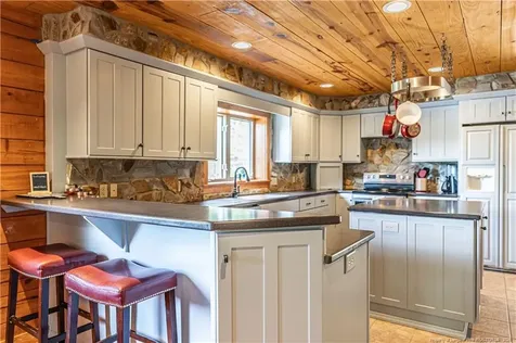 105 Lakewood Drive Aberdeen NC 28315