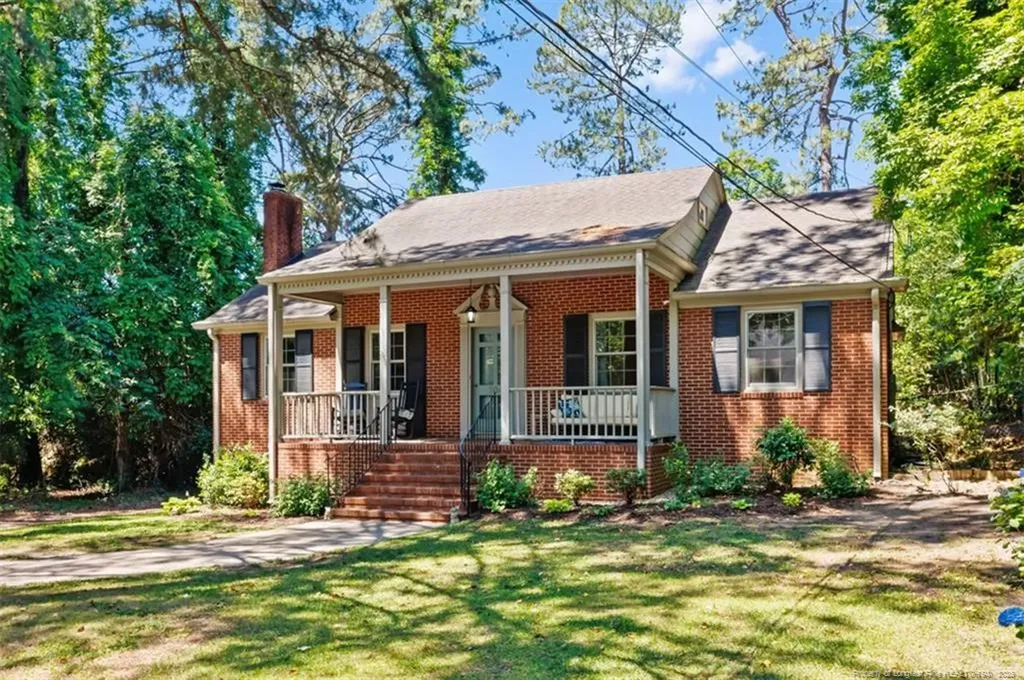 304 Woodcrest Road Fayetteville NC 28305
