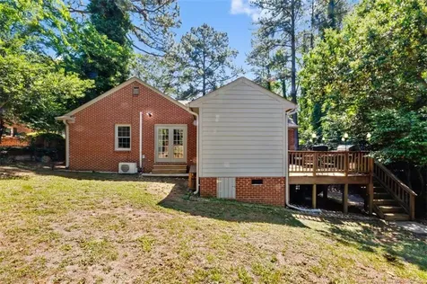 304 Woodcrest Road Fayetteville NC 28305