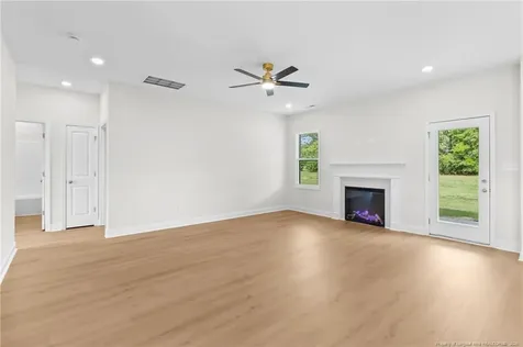 7814 Iron Court Fayetteville NC 28306