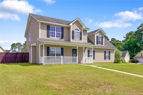 5202 Woodpecker Drive Hope Mills NC 28348