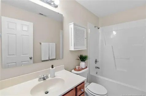 5202 Woodpecker Drive Hope Mills NC 28348