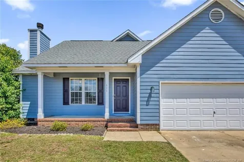 111 Cavalier Drive Raeford NC 28376
