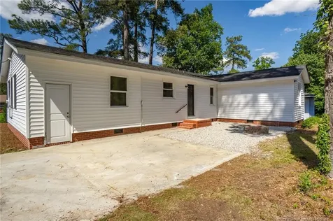 1813 Manteo Street Fayetteville NC 28303