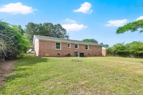 2627 Dumbarton Road Fayetteville NC 28306
