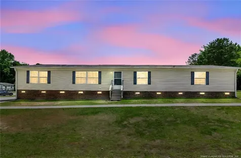 104 Hillcreek Drive Parkton NC 28371