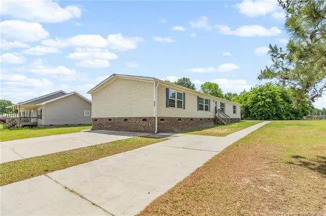 104 Hillcreek Drive Parkton NC 28371