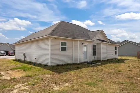 157 Presley Street Raeford NC 28376