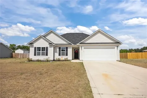157 Presley Street Raeford NC 28376