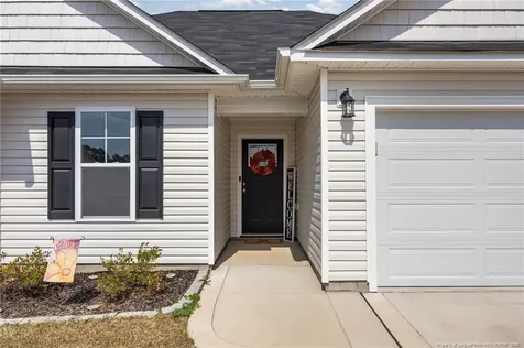 157 Presley Street Raeford NC 28376