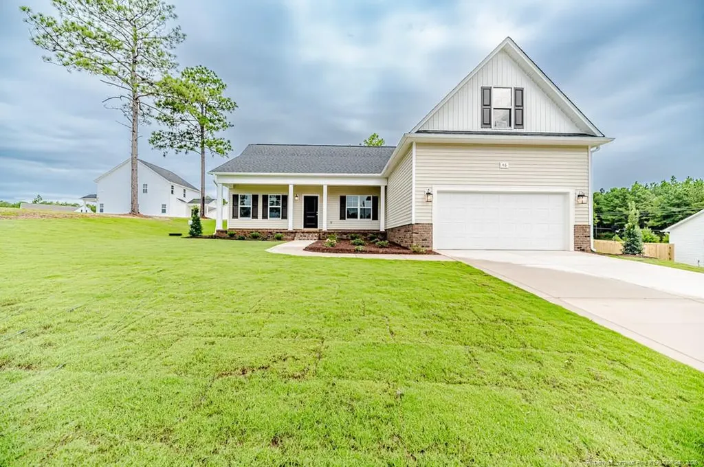 46 Poplar Drive Spring Lake NC 28390