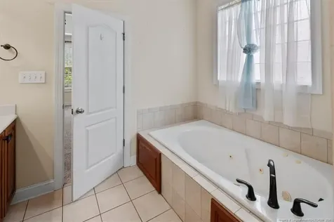3033 Southridge Court Fayetteville NC 28306