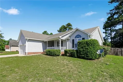 1548 Clan Campbell Drive Raeford NC 28376