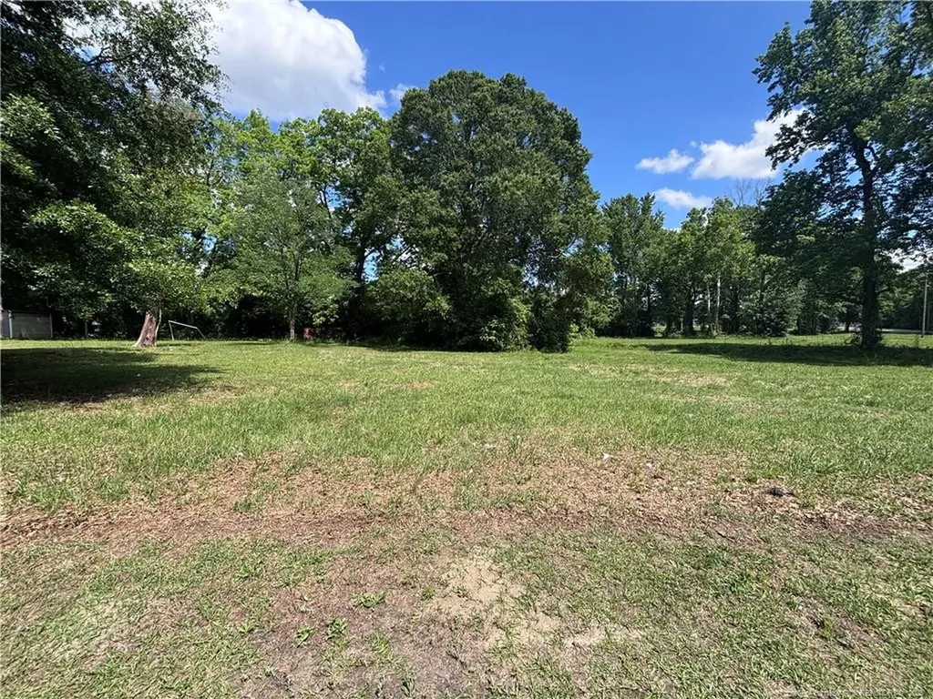 305 S Seneca Street Lumberton NC 28358