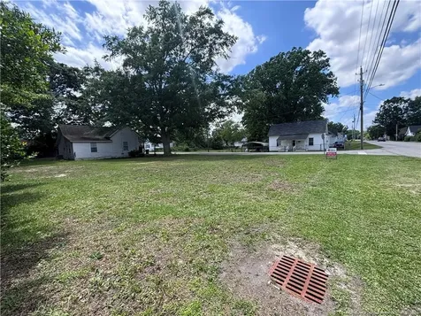 162 Coleman Street Lumberton NC 28358
