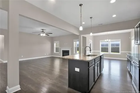 3221 Hunting Lodge Road Fayetteville NC 28306