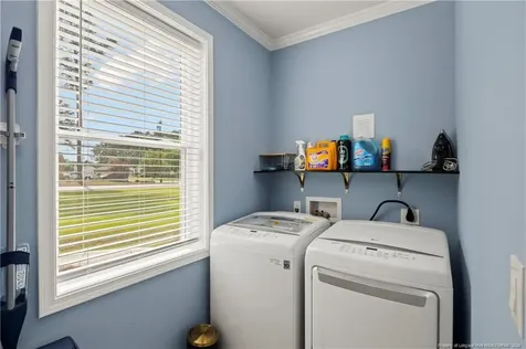 608 N East Street Roseboro NC 28382