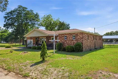 409 N 4th Street Saint Pauls NC 28384