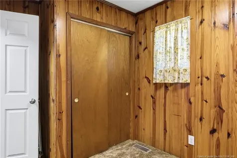 409 N 4th Street Saint Pauls NC 28384