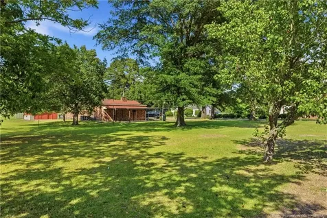 409 N 4th Street Saint Pauls NC 28384
