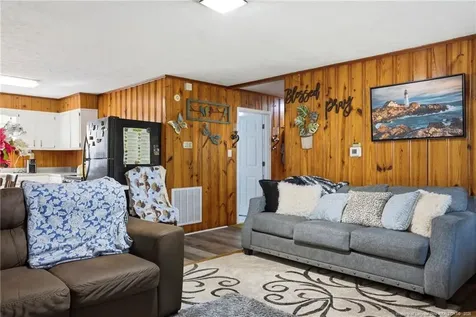 409 N 4th Street Saint Pauls NC 28384
