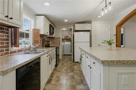 220 Fondern Drive Hope Mills NC 28348