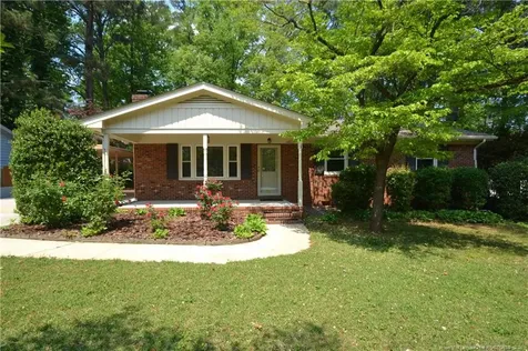 806 Kingswood Drive Cary NC 27513