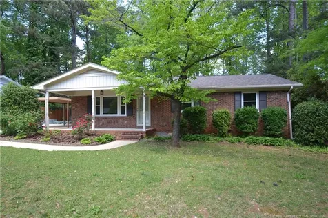 806 Kingswood Drive Cary NC 27513