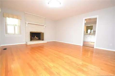 806 Kingswood Drive Cary NC 27513