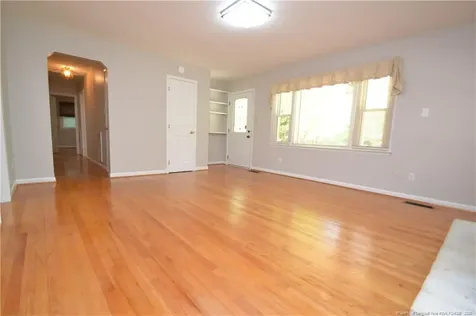 806 Kingswood Drive Cary NC 27513