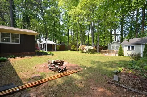 806 Kingswood Drive Cary NC 27513