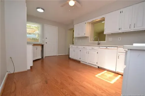 806 Kingswood Drive Cary NC 27513