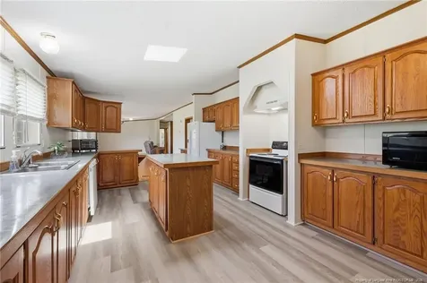 10400 Ruth Vinson Road Autryville NC 28318