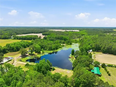 10400 Ruth Vinson Road Autryville NC 28318