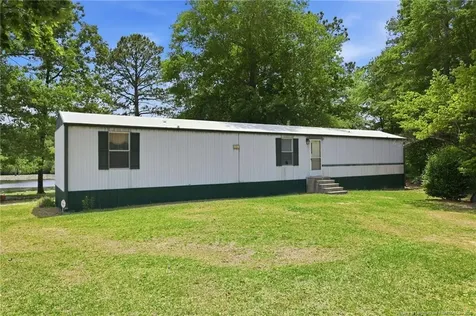 10400 Ruth Vinson Road Autryville NC 28318