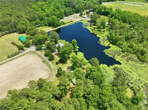 10400 Ruth Vinson Road Autryville NC 28318