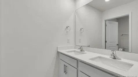 718 Lazy Elm Lane Aberdeen NC 28315
