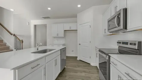 718 Lazy Elm Lane Aberdeen NC 28315