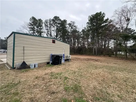 3174 Lindsay Road Raeford NC 28376