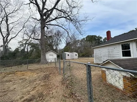 3174 Lindsay Road Raeford NC 28376