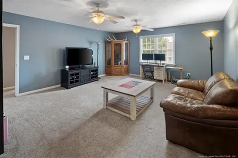 5633 Lady Way Hope Mills NC 28348