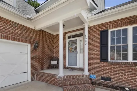 5633 Lady Way Hope Mills NC 28348