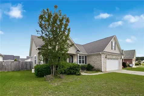 8248 French Horn Lane Fayetteville NC 28314