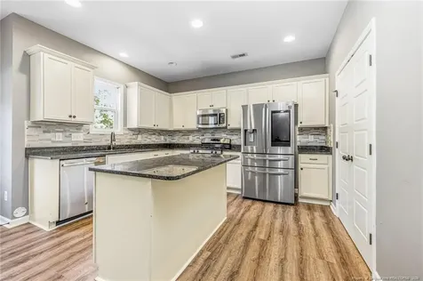 3712 Badin Lake Lane Fayetteville NC 28314