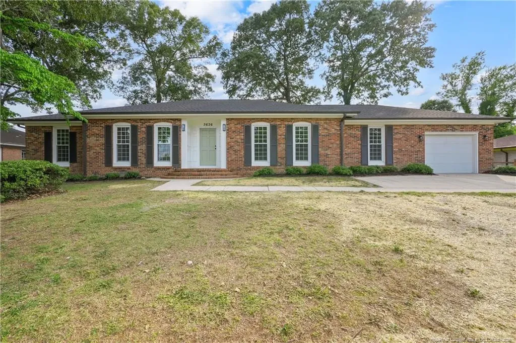5626 Weatherford Road Fayetteville NC 28303