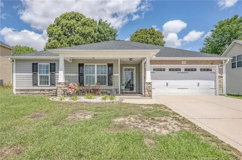 5264 Goshawk Drive Hope Mills NC 28348
