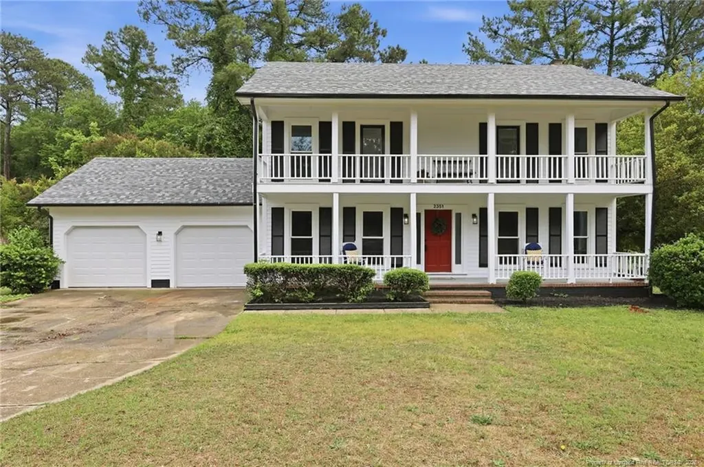2351 Rolling Hill Road Fayetteville NC 28304