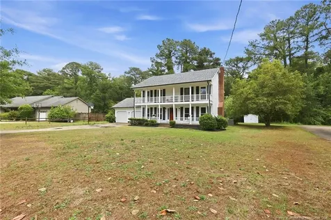 2351 Rolling Hill Road Fayetteville NC 28304