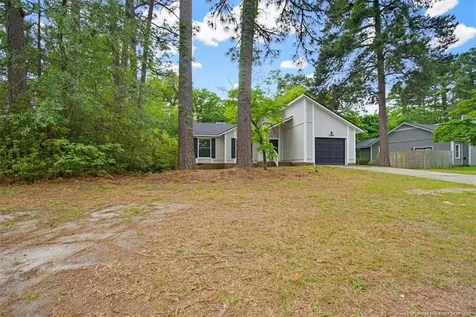 2109 Lakeridge Drive Fayetteville NC 28304